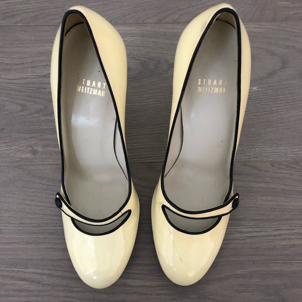 STUART WEITZMAN Cream & Black Patent Leather Heels